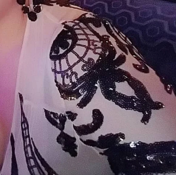 Mesh nude dress - Picture 2 of 4